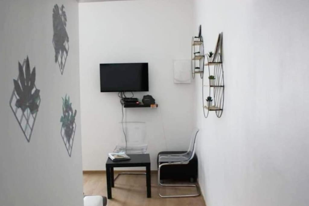 Appartamento Au Coeur De Saint Chamas Esterno foto