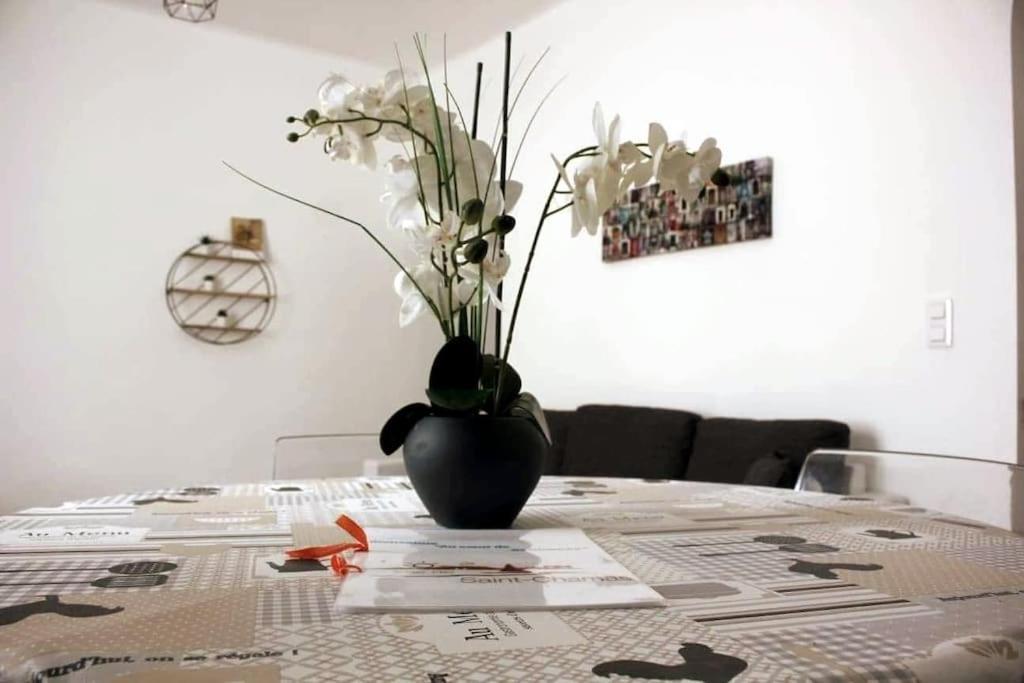 Appartamento Au Coeur De Saint Chamas Esterno foto